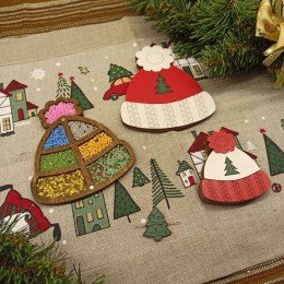 Wooden bead organizer - Christmas hat