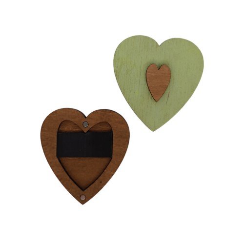 Wooden needle organizer - Green heart