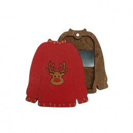 Wooden needle organizer - Christmas sweater