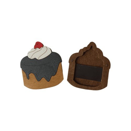 Wooden needle organizer - Cake with cherry