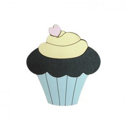 Wooden needle organizer - Chocolate cupcake