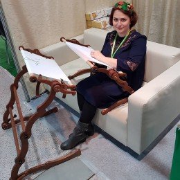 Dubko adjustable floor embroidery stand