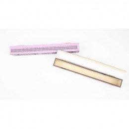 Thread and needle organizer - Lavender, 100 slots