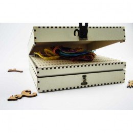Thread and needle organizer - Ivory, 210 slots