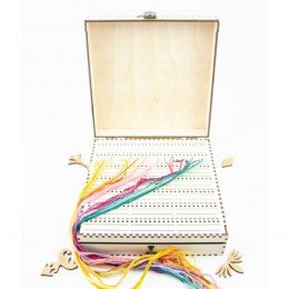 Thread and needle organizer - Ivory, 210 slots