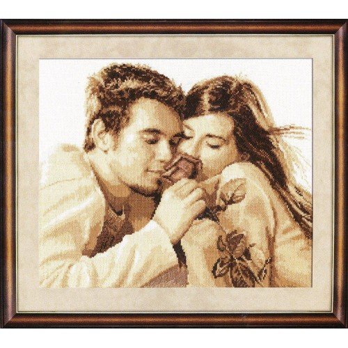 Alisa - Pareja de enamorados