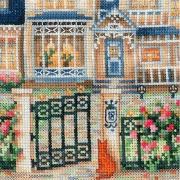 Andriana - English manor