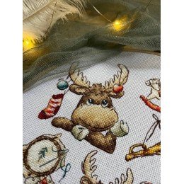 Andriana - Sampler. Festive moose