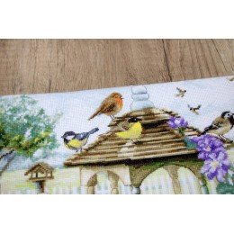 LetiStitch - Bird table