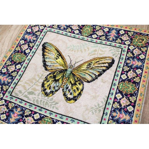 LetiStitch - Mariposa vintage