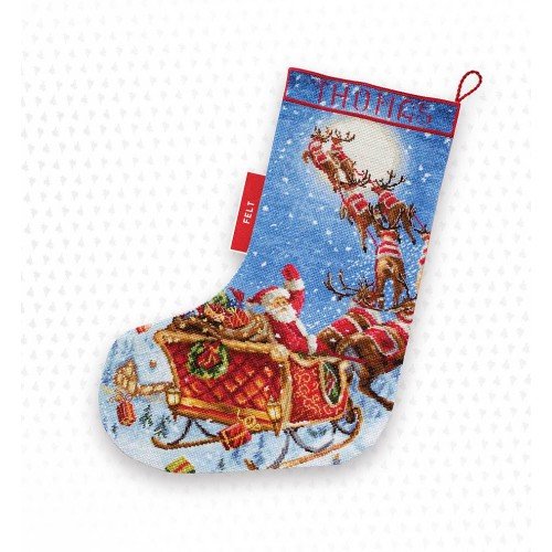 LetiStitch - The reindeers on it's way!