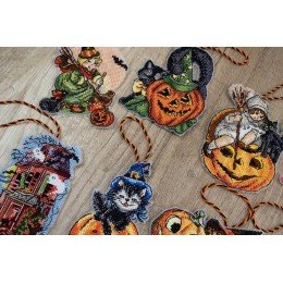 LetiStitch - Juguetes de Halloween 8pcs.