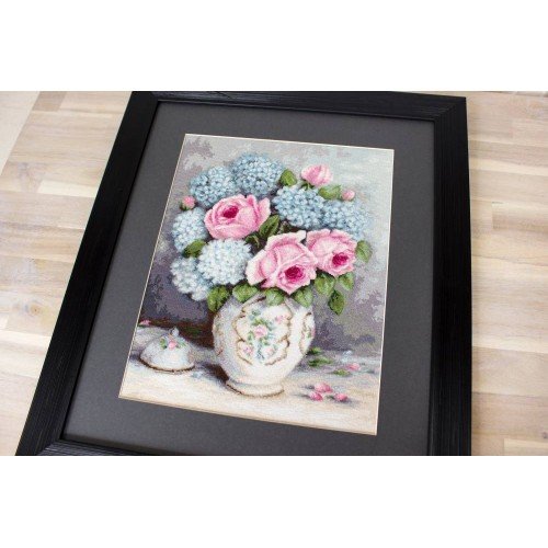 Luca-S - Roses & hydrangeas