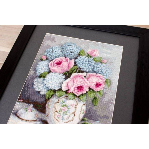 Luca-S - Roses & hydrangeas