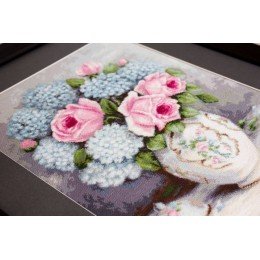 Luca-S - Roses & hydrangeas