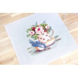 Luca-S - Bird in tea cup