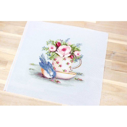 Luca-S - Pájaro en taza de té