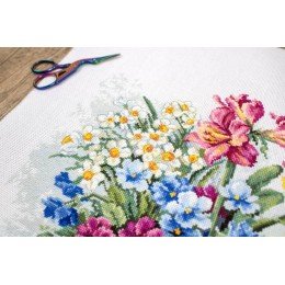 Luca-S - Jardín de primavera