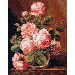 Luca-S - Vase of roses