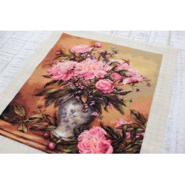 Luca-S - Vase of peonies