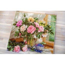 Luca-S - Naturaleza muerta con arándanos