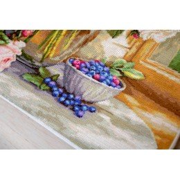 Luca-S - Naturaleza muerta con arándanos