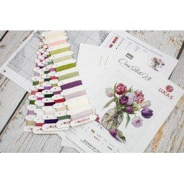 Luca-S - Bouquet of tulips