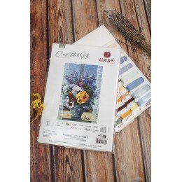 Luca-S - Bouquet with pansies