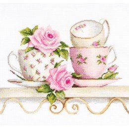 Luca-S - Tazas de té apiladas