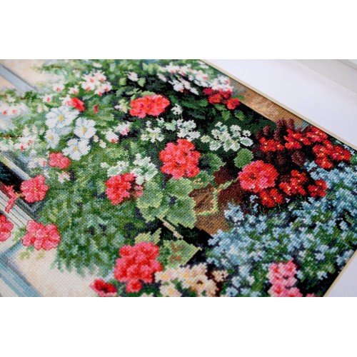 Luca-S - Terraza con flores