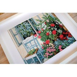 Luca-S - Terrace with flowers