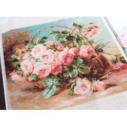 Luca-S - Cesta de rosas