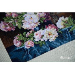 Merejka - Lush Peonies