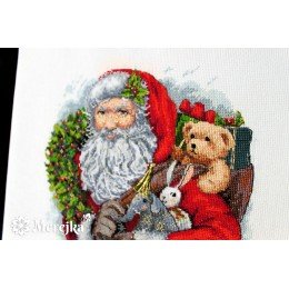 Merejka - Santa with Wreath