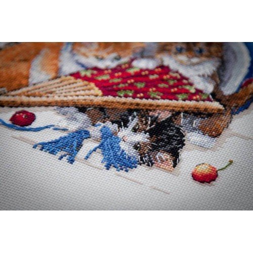 Merejka - Kittens and Cherries