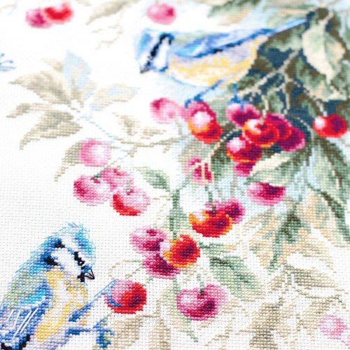 Magic Needle - Tetas azules y cereza