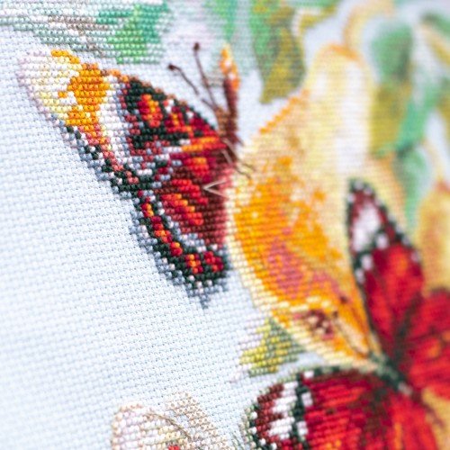 Magic Needle - Mariposas y peras