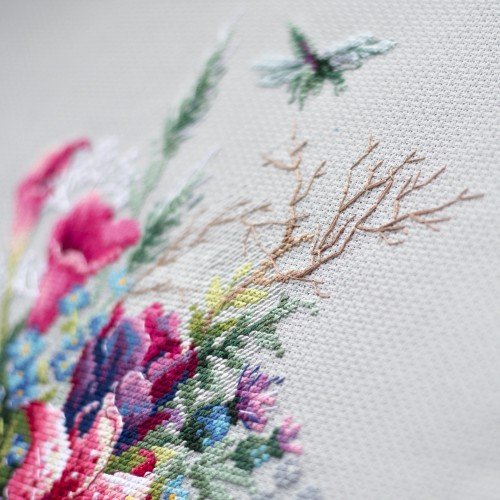 Magic Needle - Tulipanes y lirios