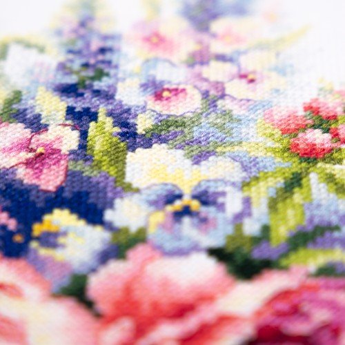 Magic Needle - Ramo con Peonias