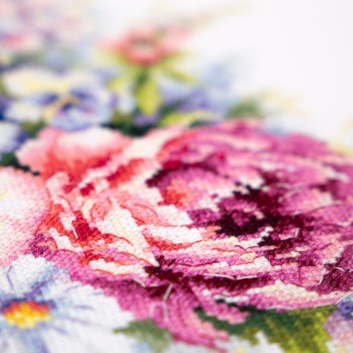 Magic Needle - Ramo con Peonias