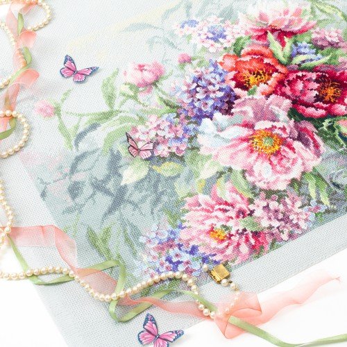 Magic Needle - Peonías y hortensias