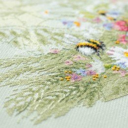 Magic Needle - Daisies and Clover