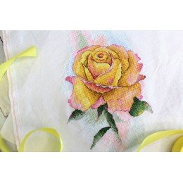 MP Studia - Yellow rose