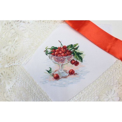 MP Studia - Cherry treat