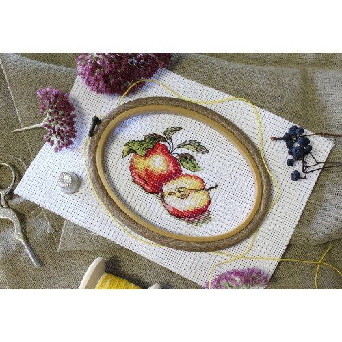 MP Studia - Juicy apples