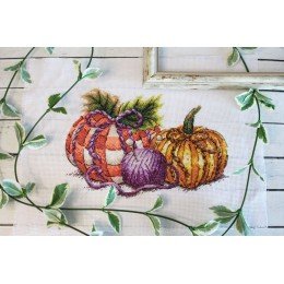 MP Studia - Handcrafted pumpkins