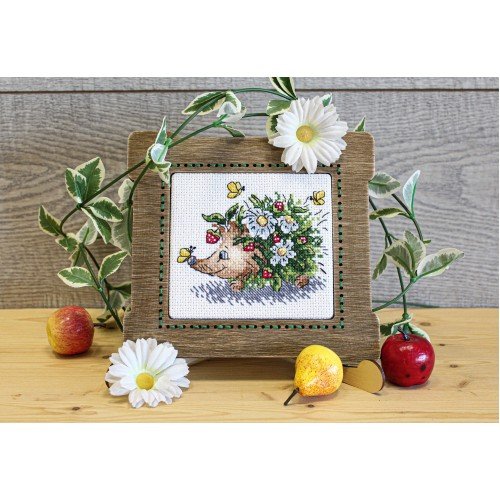 MP Studia - Spring hedgehog