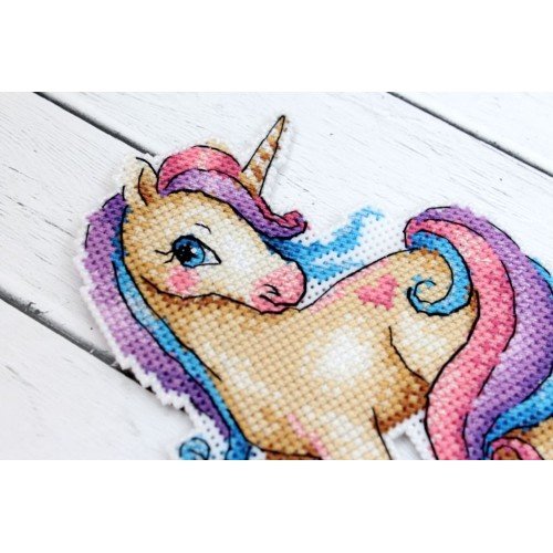 MP Studia - Unicornios mágicos