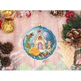 MP Studia - Bola de Navidad. Casa de pan de jengibre.