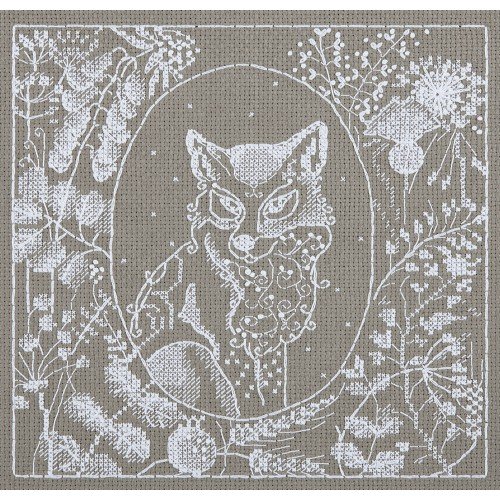 Panna - White Lace. Fox